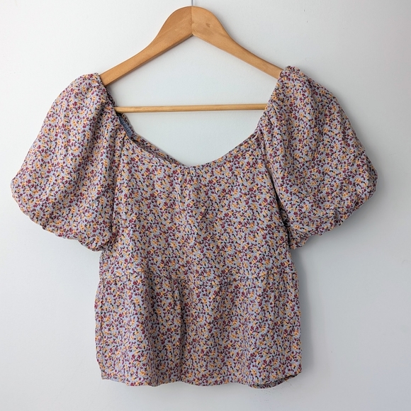 Urban Romantics Floral Puff Sleeve Crop Top - Picture 2 of 9